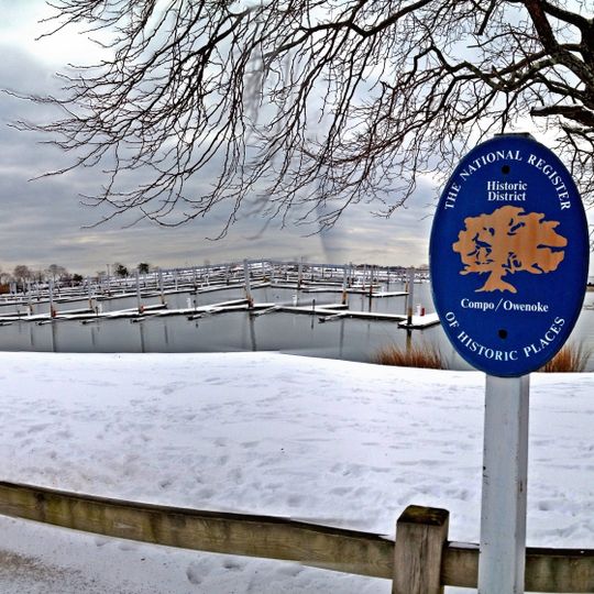 Compo–Owenoke Historic District