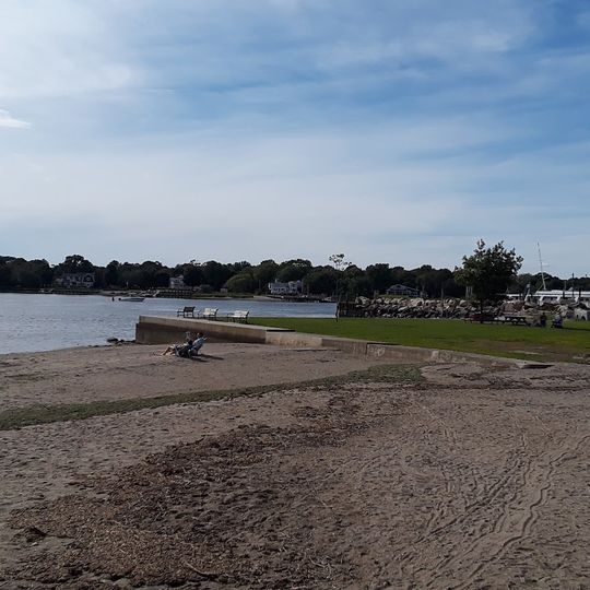 Warren Town Beach