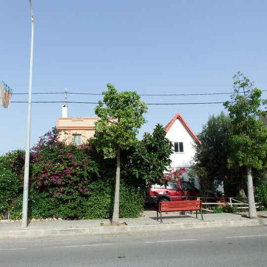 Conjunto Casa-Barraca en calle Jesús Morante y Borrás 168-170