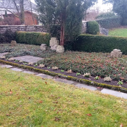 Kriegsgräberstätte Buch am Ahorn