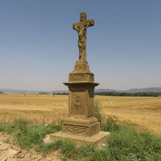 Kříž u Želechovic vedle silnice