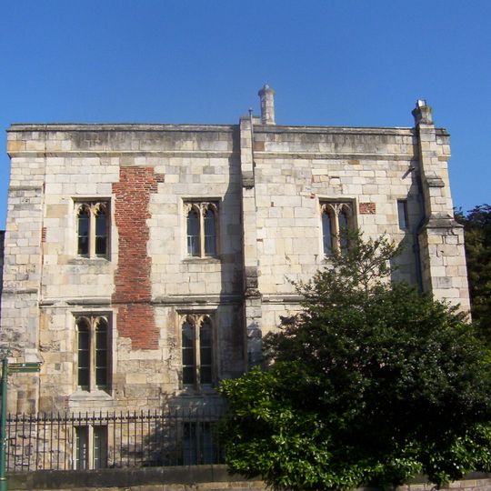 St Mary's Lodge and attached railings, gates and gate piers