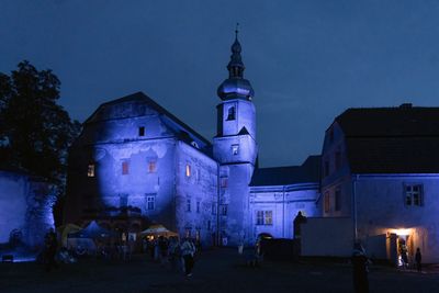 At night 2