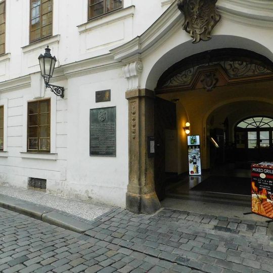 Pamětní deska Fridricha Reitizera v Husově ulici v Praze