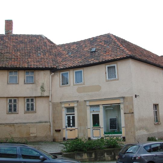 Clara-Zetkin-Straße 9