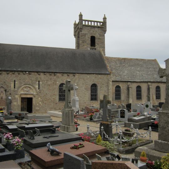 Église Saint-Martin-et-Sainte-Trinité de Néville-sur-Mer