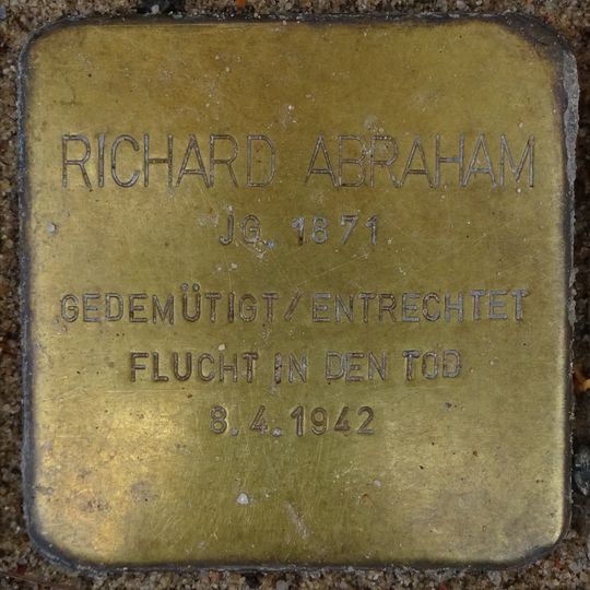 Stolperstein em memória de Richard Abraham