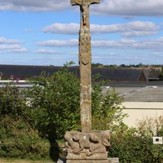 Croix du cimetière de Noyal-Châtillon-sur-Seiche