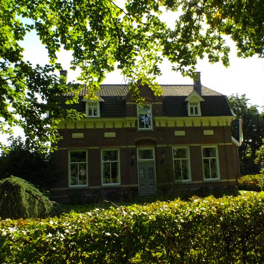Hooidonk 2, Den Dungen