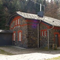 Station building at Neustift (b Passau) station