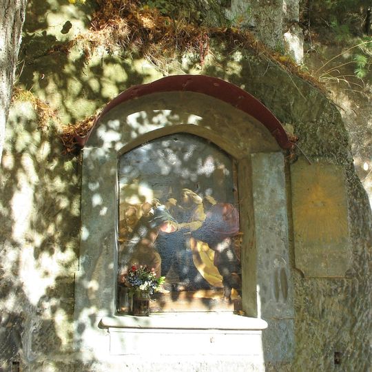 Skalní obrázek u domu 15 v Dolní Chřibské