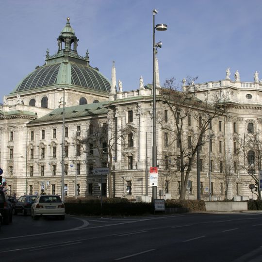 Justizpalast