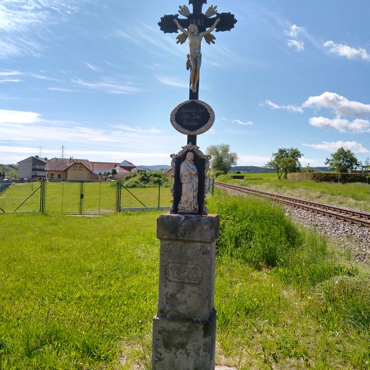 Kříž u železniřního přejezdu