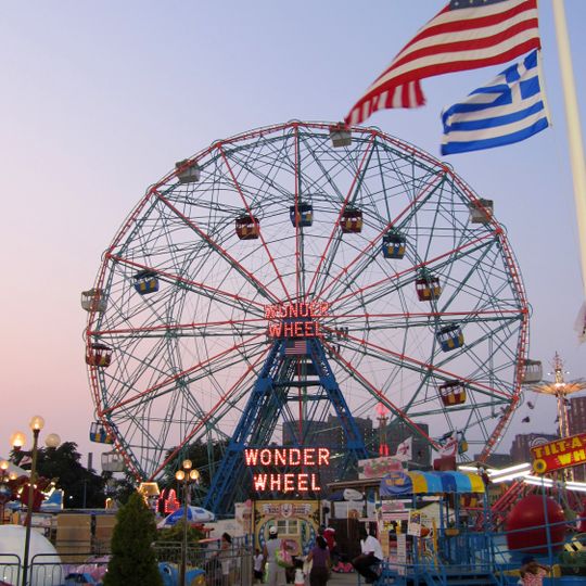 Deno's Wonder Wheel Amusement Park