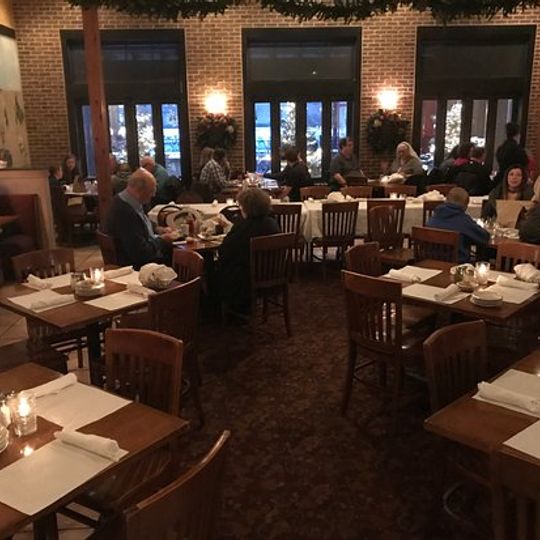 Latin King Italian Dining