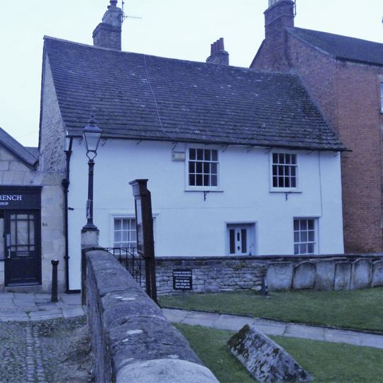 9, St George's Square