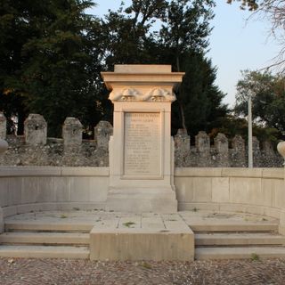 Monumento ai Caduti - Loc. Torreano