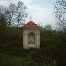 Kaplička u cesty na Plav