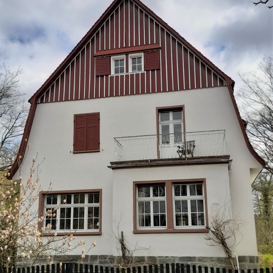 Haus Bogenweg 24