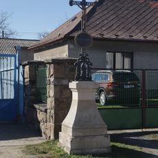 Kříž v části Chalupy v Lesné