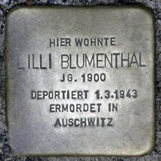 Stolperstein en memoria de Lilli Blumenthal