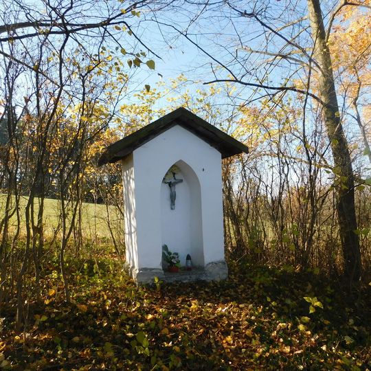 Výklenková kaplička při cestě ke kapli Andělů strážných u Úsobí