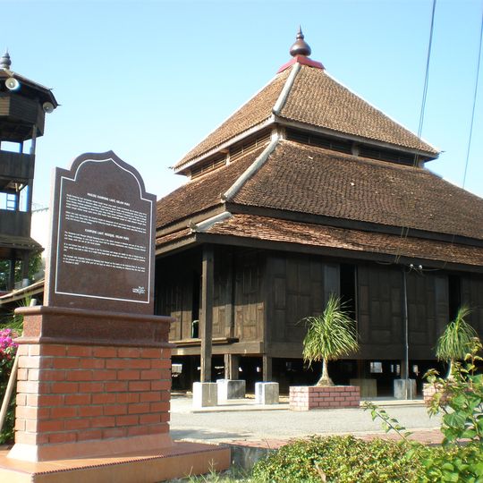 Kampung Laut Mosque