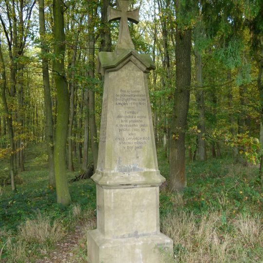 Pomník padlým z pruského 4.magdeburského pěšího pluku v bitvě 1866 v lese Svíb u Čistěvsi