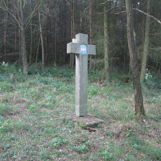 Kříž na křížové cestě u Počepic - 14. zastavení