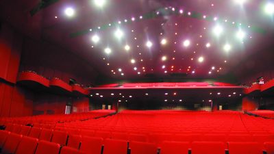 Interior 0