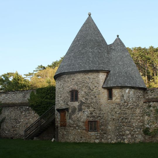 Karner und ehem. Friedhof