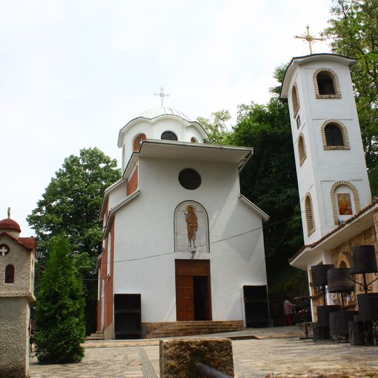 Црква „Св. Јован Крстител“ - Капиштец