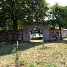 Kostol sv. Margity s opevnením, múr hradbový