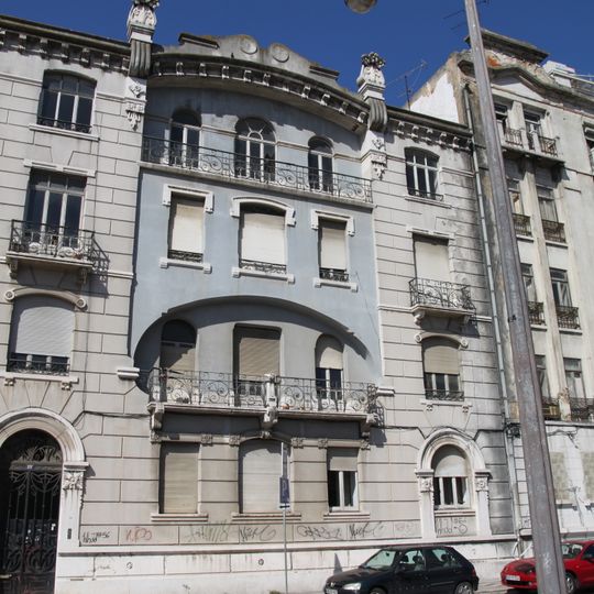 Prédio na Avenida da República, 89 e 89-A