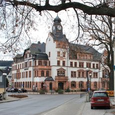 Rathaus mit Nebengebäude im Hof Hauptstraße 5