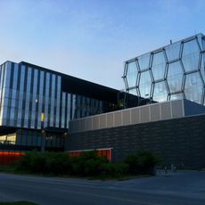 Mike & Ophelia Lazaridis Quantum-Nano Centre