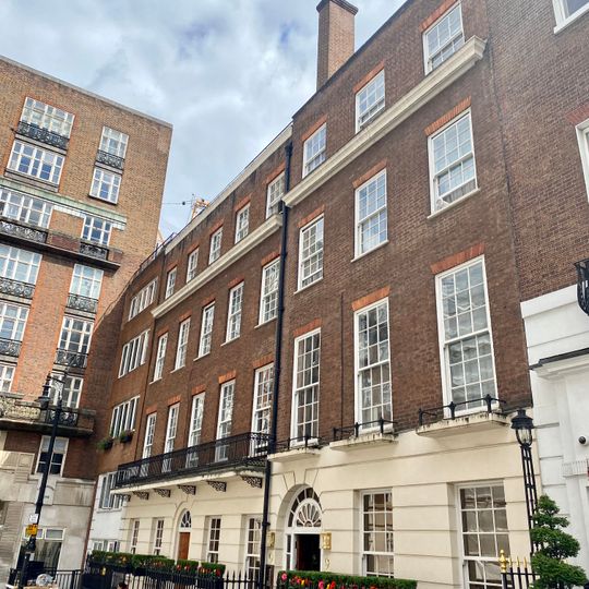 8 And 9, Hertford Street W1