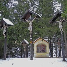 Anras-Grabkapelle und Kreuzweg