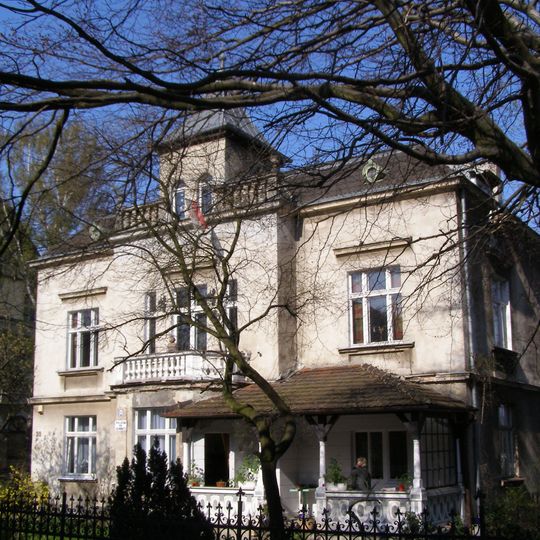 Willa, Obrońców Westerplatte 30 w Sopocie