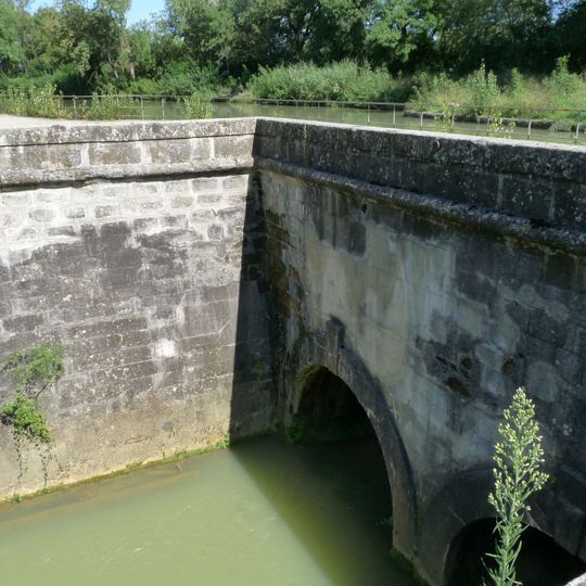 Aqueduc des Voûtes