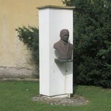 Pomník Maxe Dvořáka v Očkově ulici v Roudnici nad Labem