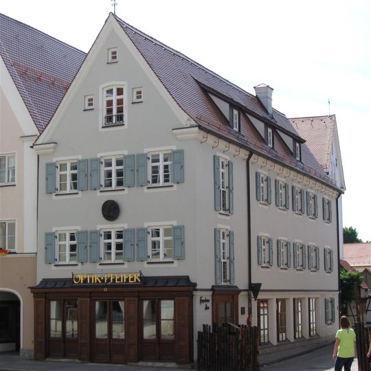 Maximilianstraße 69