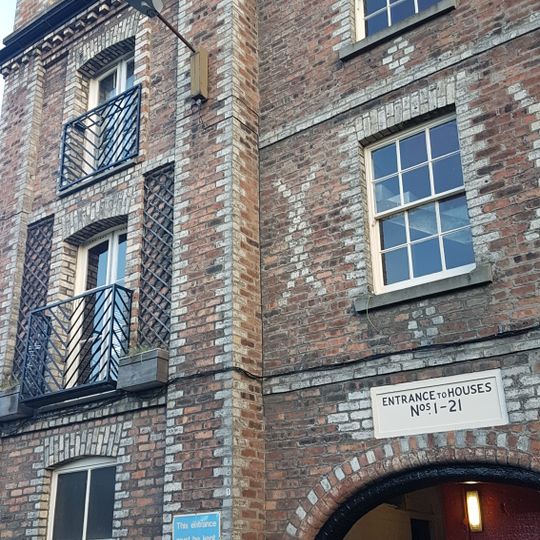 Edinburgh, Gardner&#39;s Crescent, 1 - 21 Rosemount Buildings
