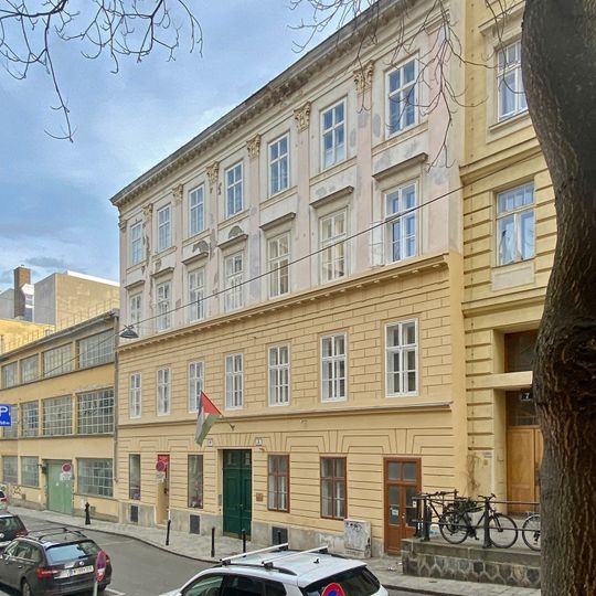 Miethaus, Zum grünen Rössl