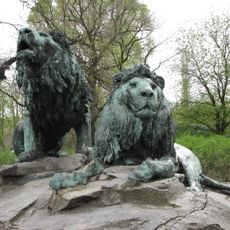 Two lion groups