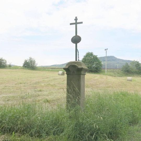 Kříž na severozápadním okraji Skalice u České Lípy