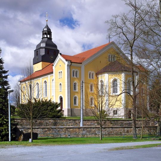 Umlaufende Einfriedungsmauer Am Markt