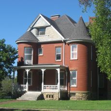 Chalon Guard and Emma Blades Cloud House