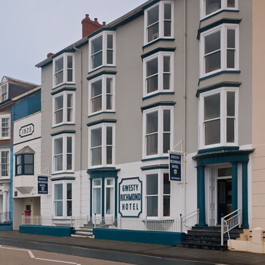 Nos.44 & 45 Marine Terrace, Including Richmond Hotel