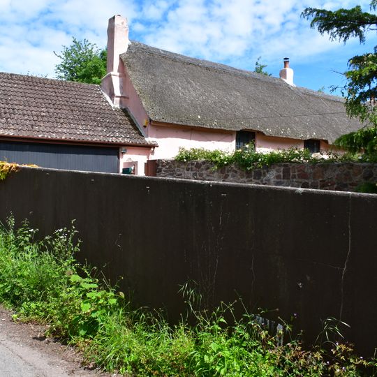 Higher Coombe Farm Cottage